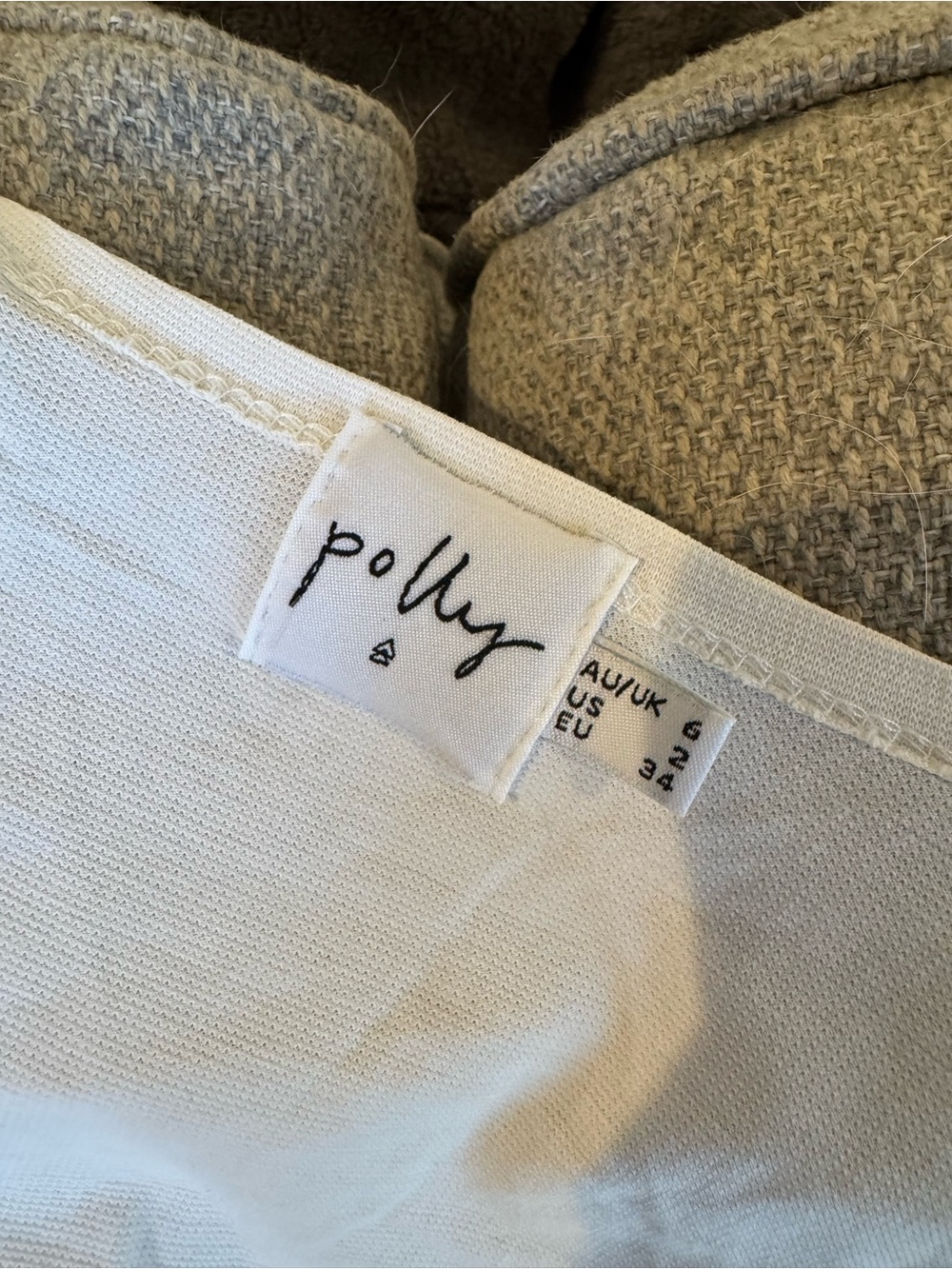 Princess Polly Crop Top 2 - Picture 2 of 3
